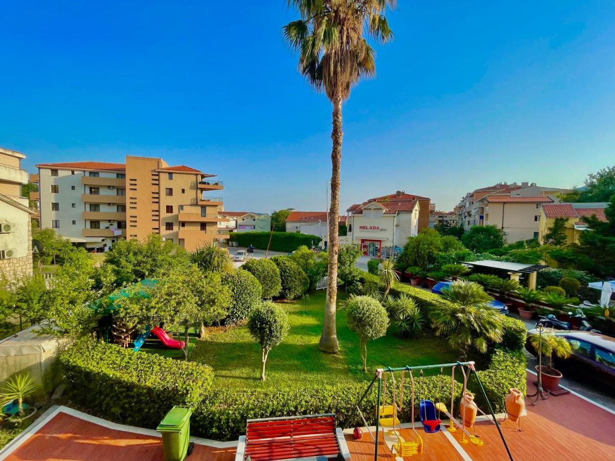 Vila L Budva Hotel Exterior photo